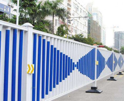 道路護(hù)欄客戶(hù)見(jiàn)證 道路護(hù)欄客戶(hù)見(jiàn)證